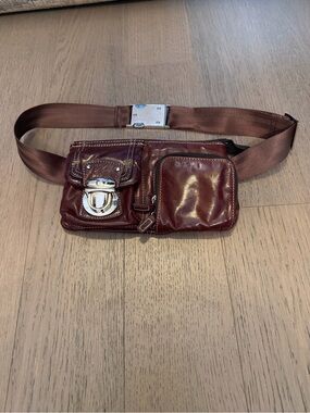 Danier Leather Women’s Leather Belt Bag in Dark Brown